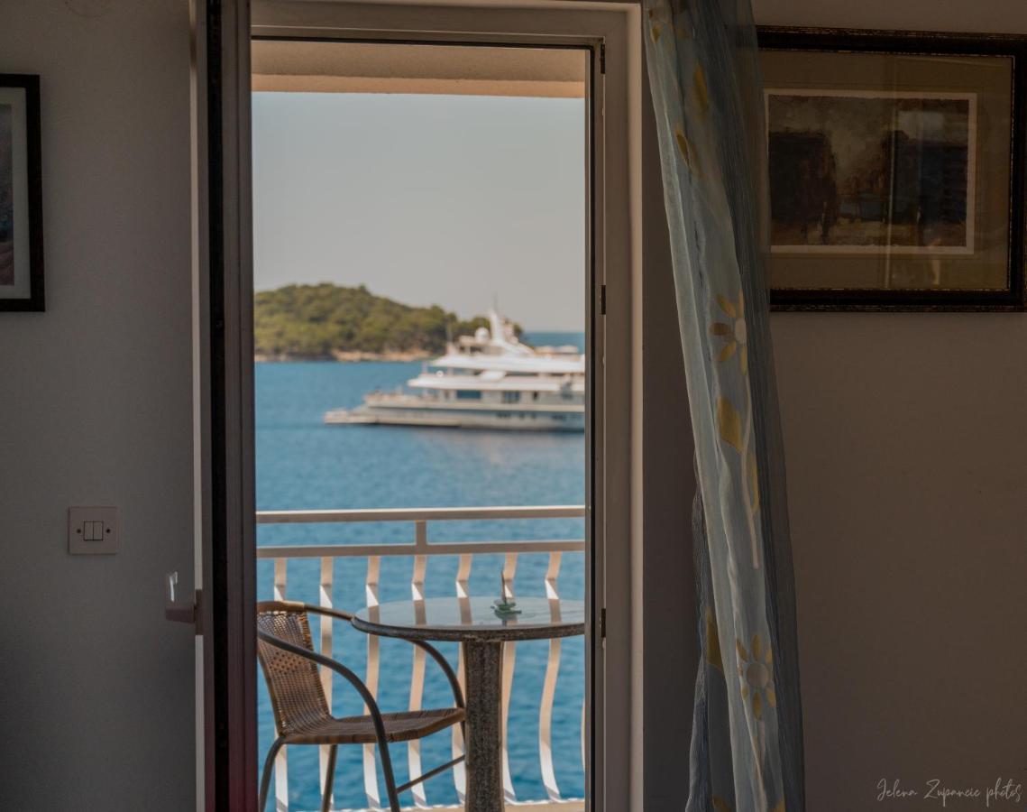 Apartments Lastovo Silic Eksteriør bilde