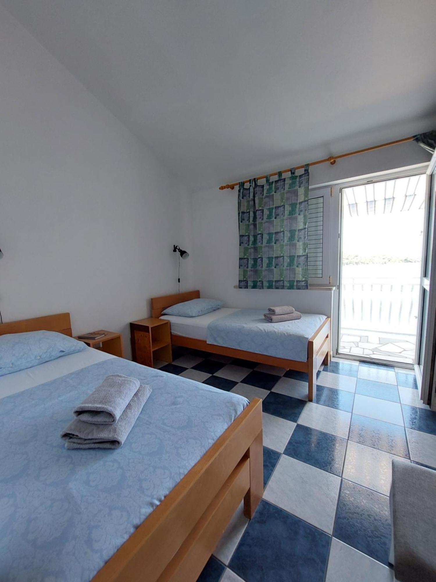 Apartments Lastovo Silic Eksteriør bilde